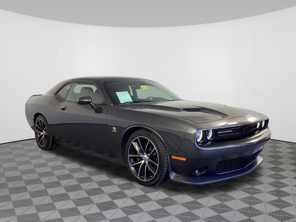 Used 2016 Dodge Challenger R/T Scat Pack Coupe