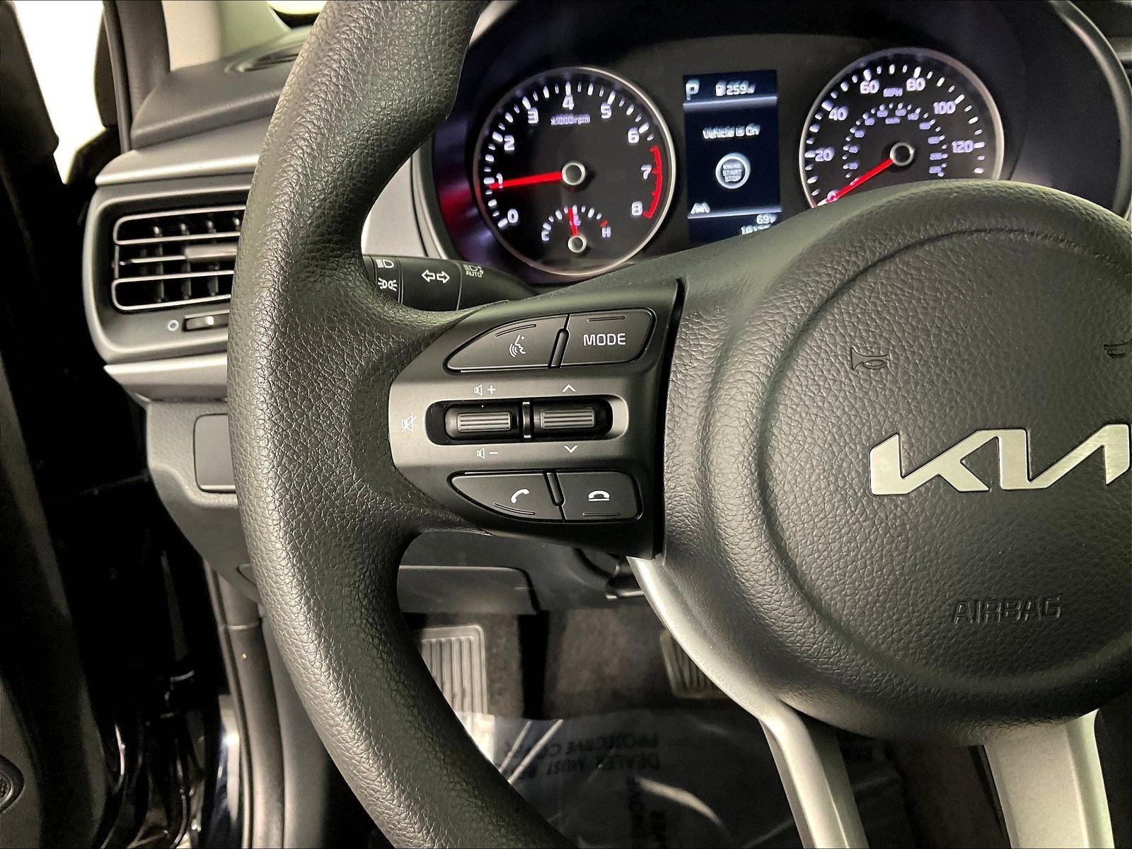 2023 Kia Rio S - Photo 14