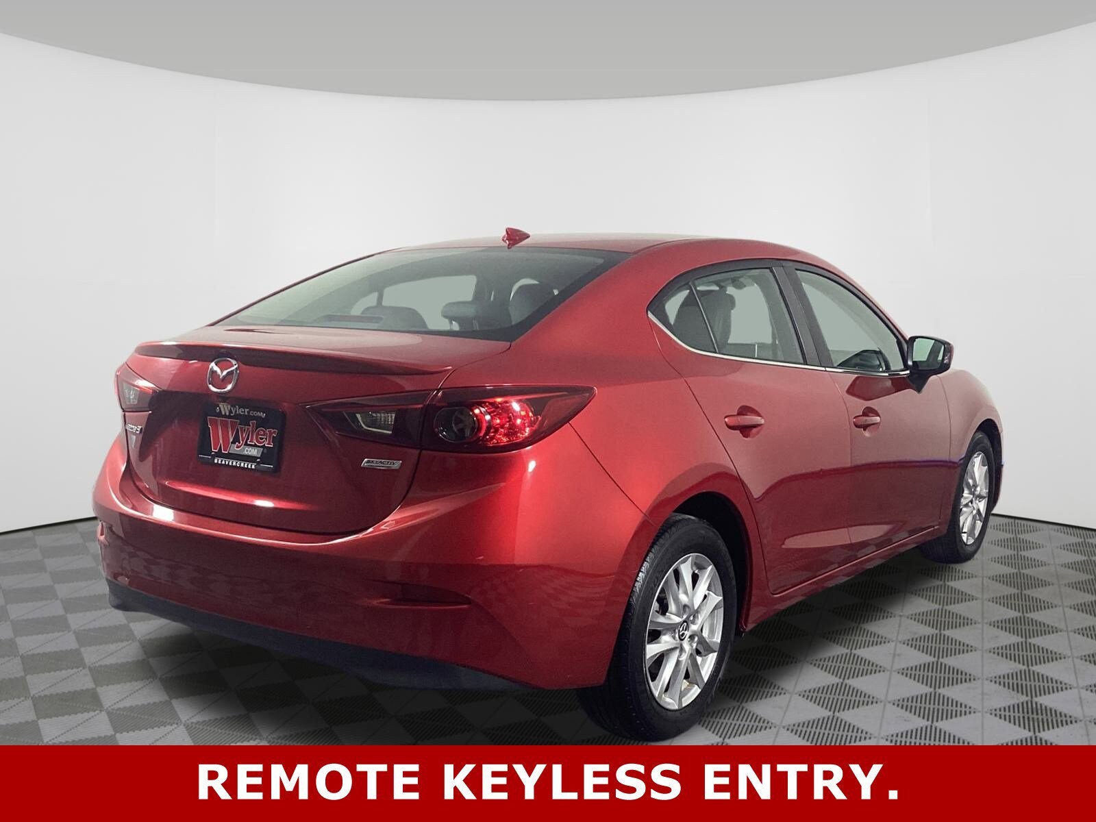2016 Mazda Mazda3 Grand Touring Sedan photo 4