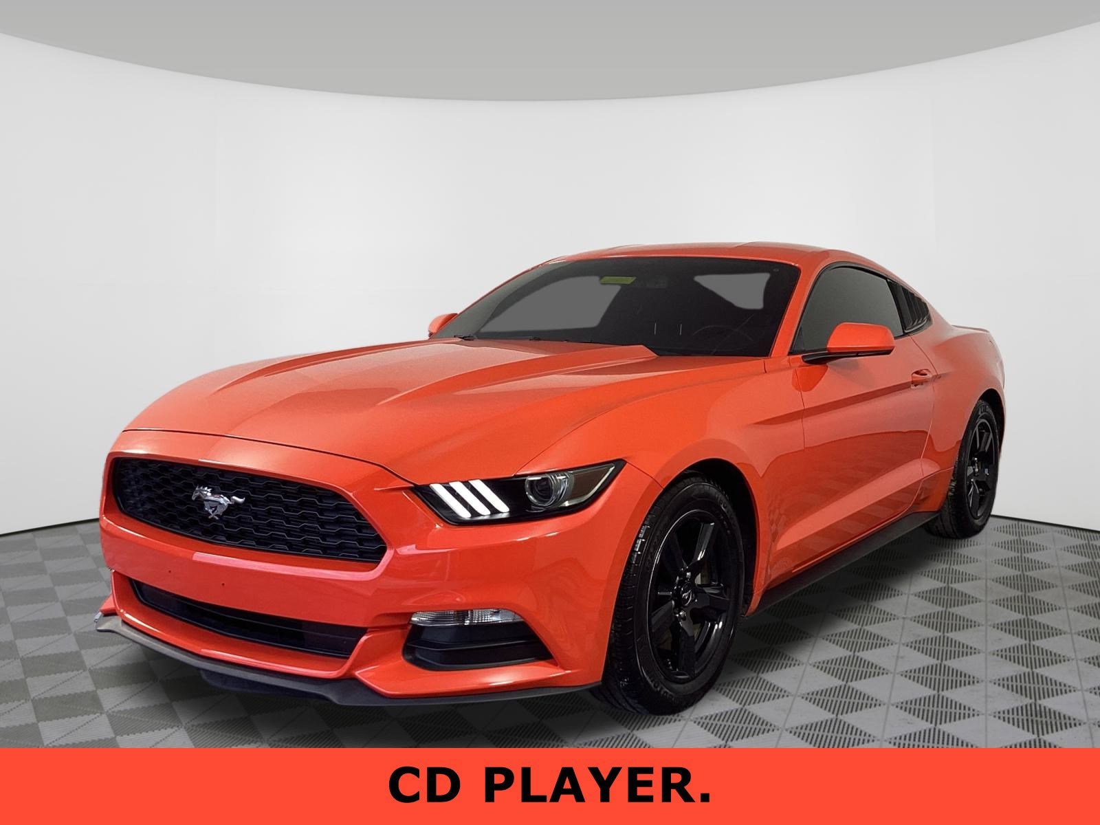 2015 Ford Mustang V6 photo 2