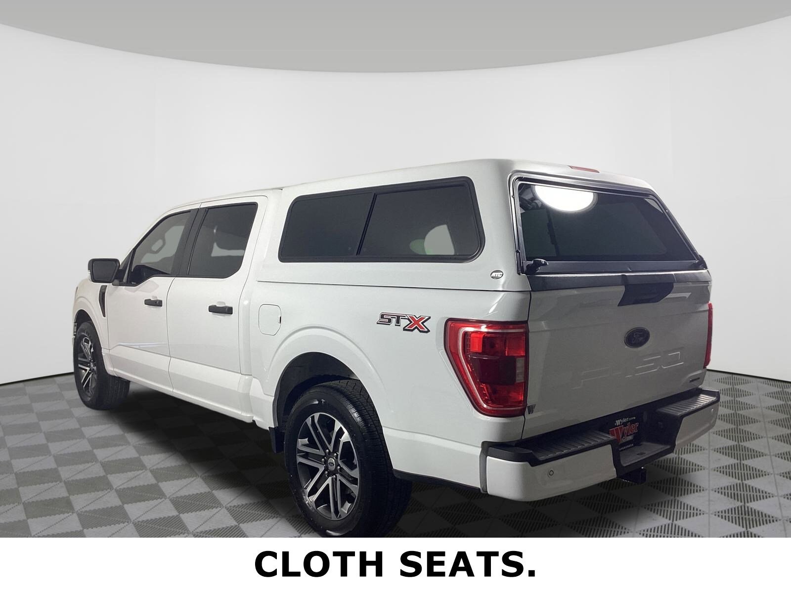 2023 Ford F-150 XL photo 3