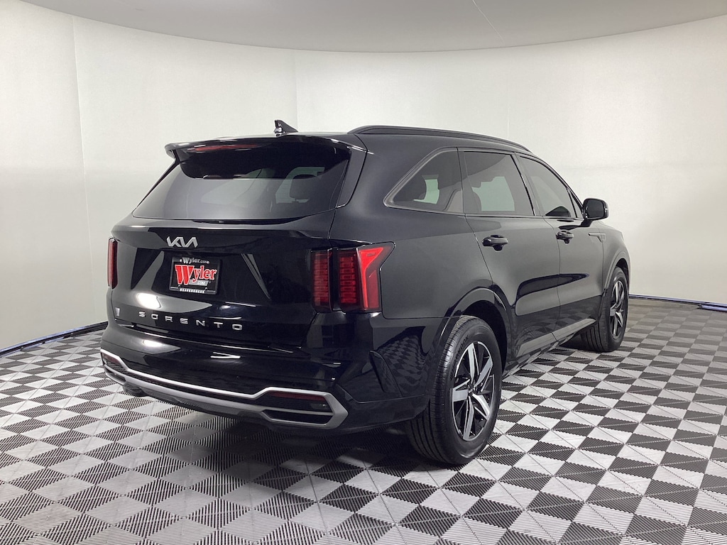 Used 2022 Kia Sorento S S FWD