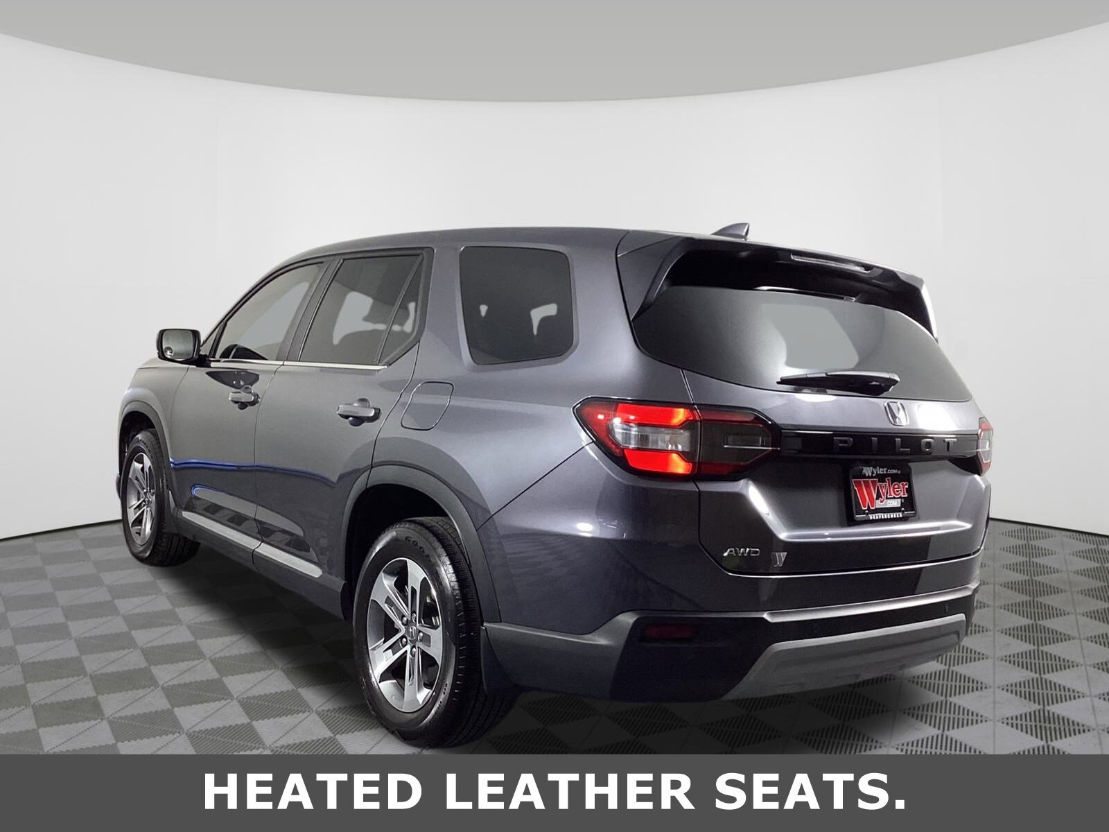 2024 Honda Pilot EX-L photo 3
