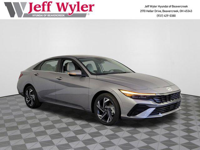 2025 Hyundai Elantra Limited's photo