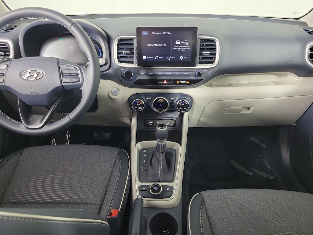 New 2026 Hyundai Venue SEL w/Two-Tone Roof SUV