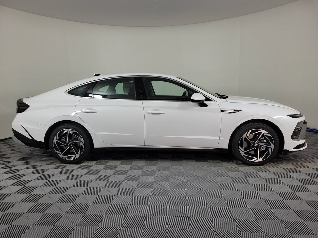 New 2026 Hyundai Sonata SEL Sport Sedan