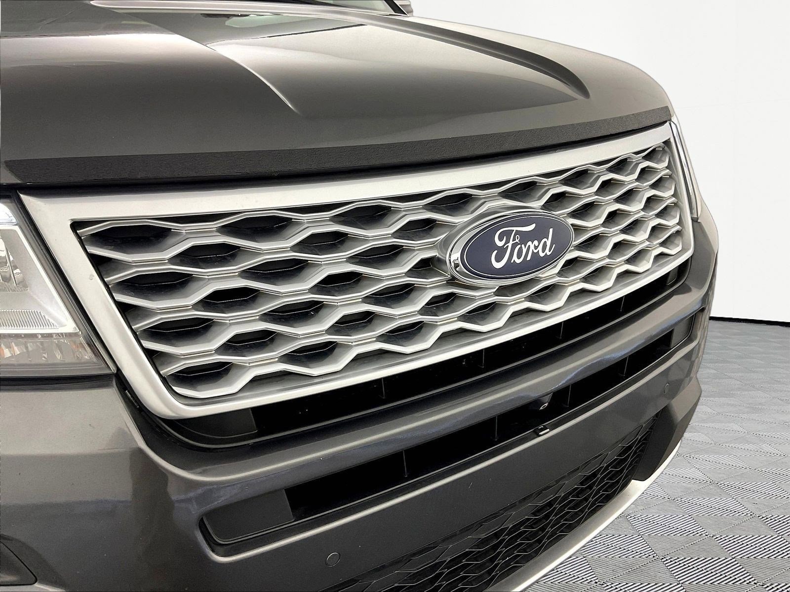 2016 Ford Explorer Platinum - Photo 34