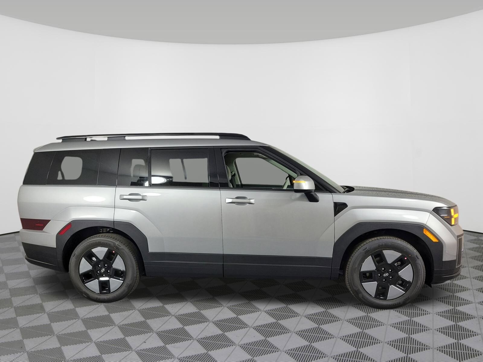 2026 Hyundai Santa Fe SEL photo 2