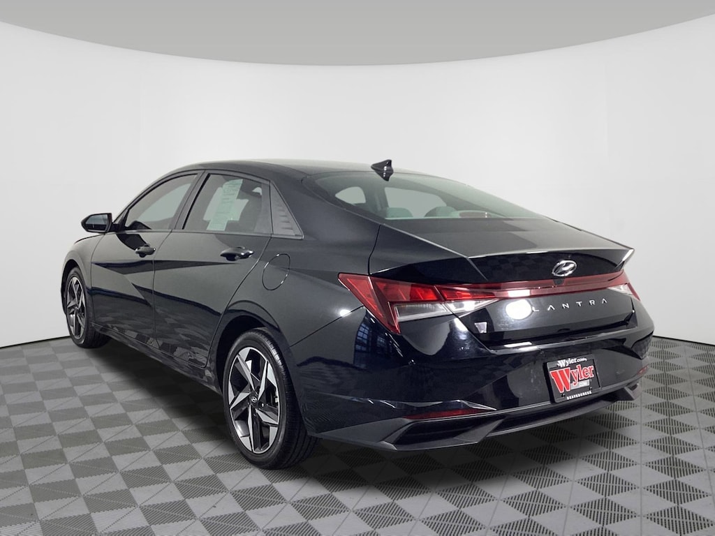 Used 2023 Hyundai Elantra SEL SEL IVT