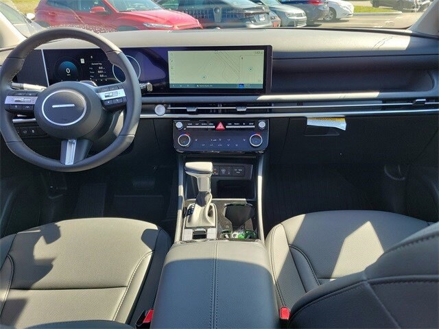 2025 Hyundai Tucson SEL Convenience photo 3