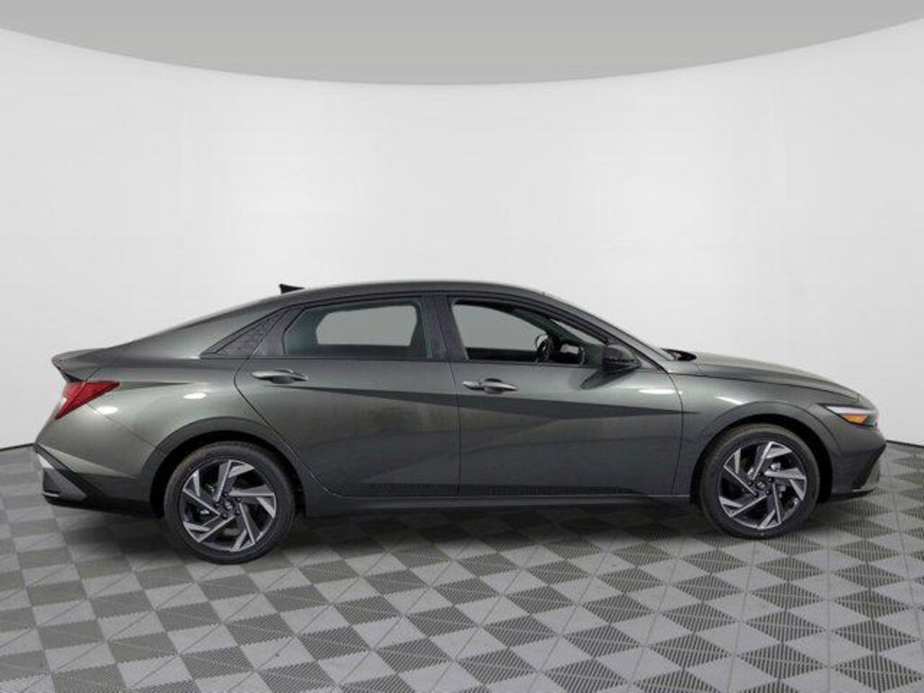 New 2025 Hyundai Elantra Hybrid SEL Sport Sedan