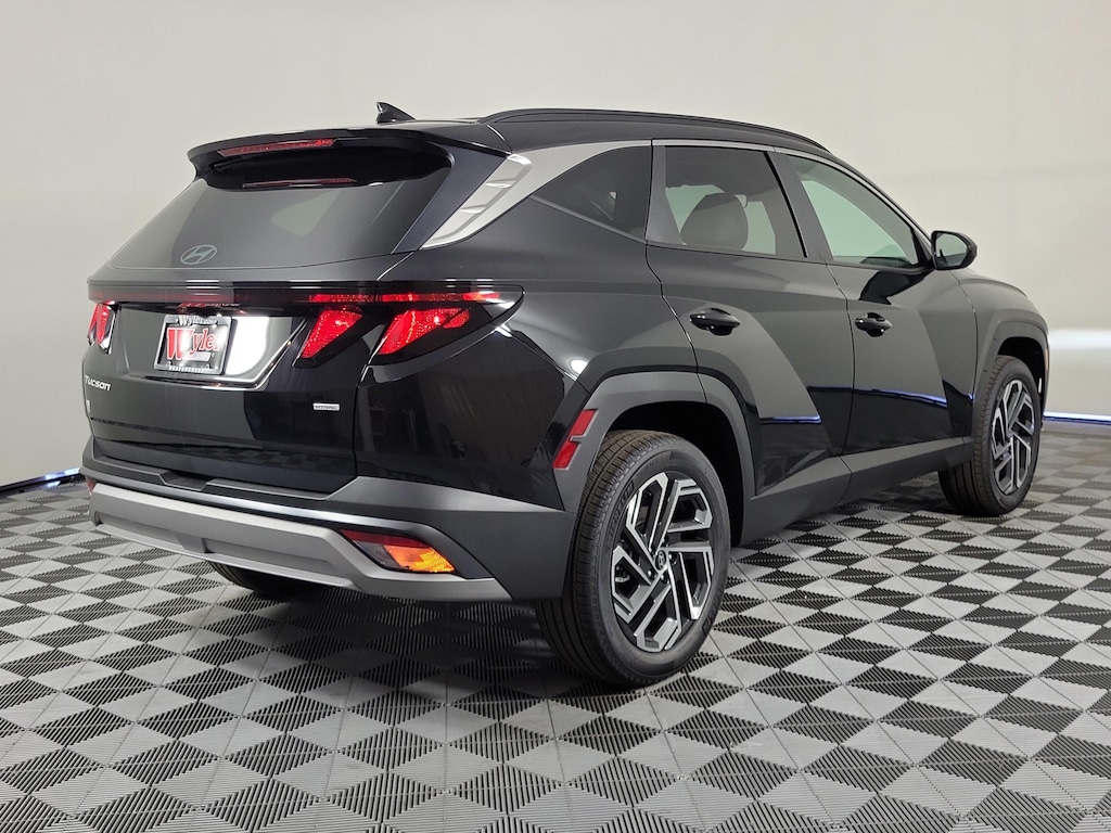 New 2026 Hyundai Tucson SEL Plus AWD SUV
