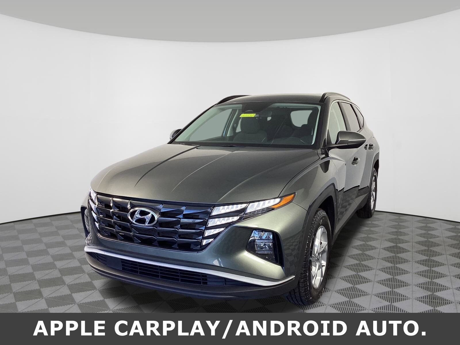 2022 Hyundai Tucson SEL photo 2