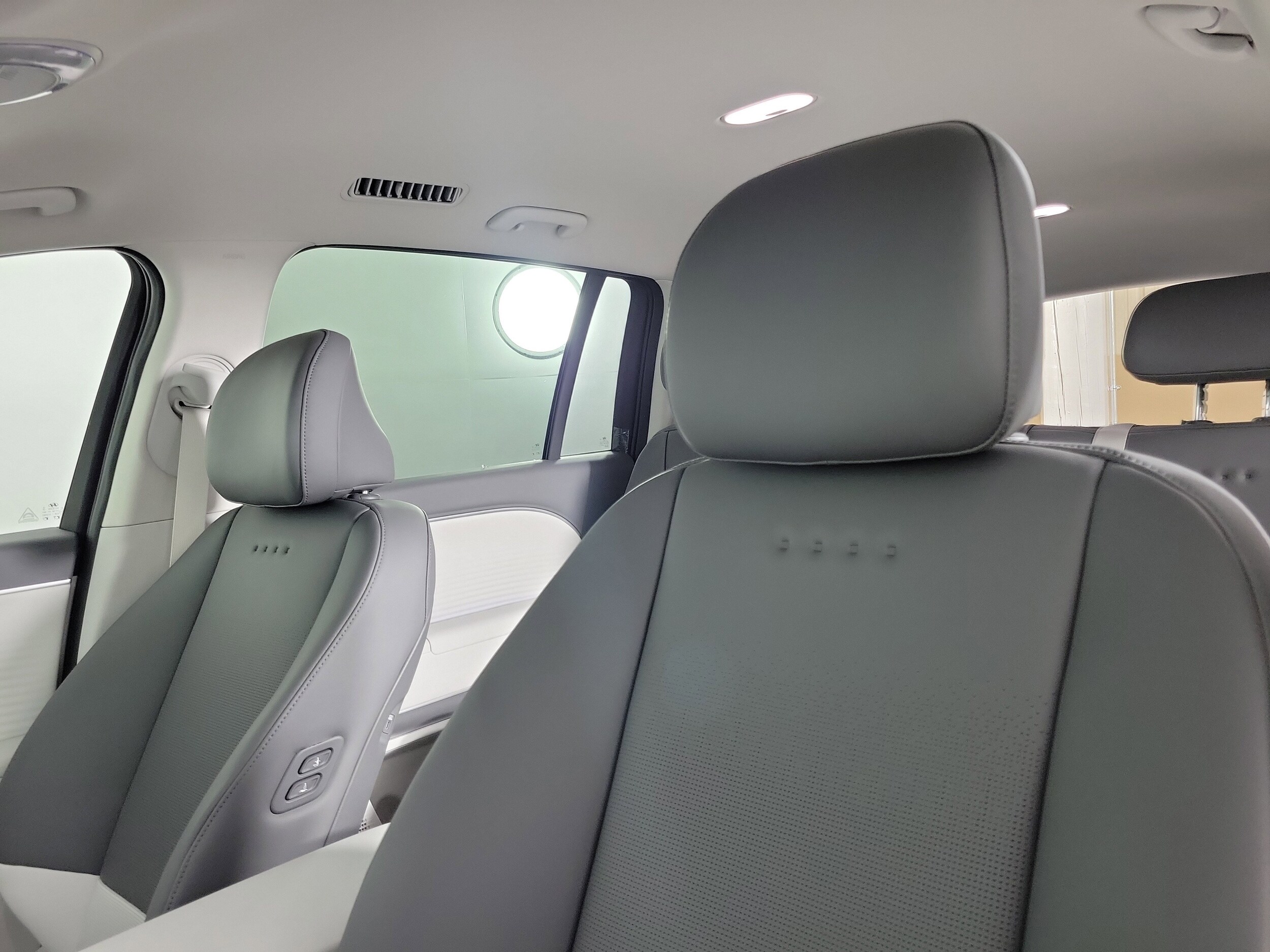 2026 Hyundai IONIQ 9 SEL - Photo 27