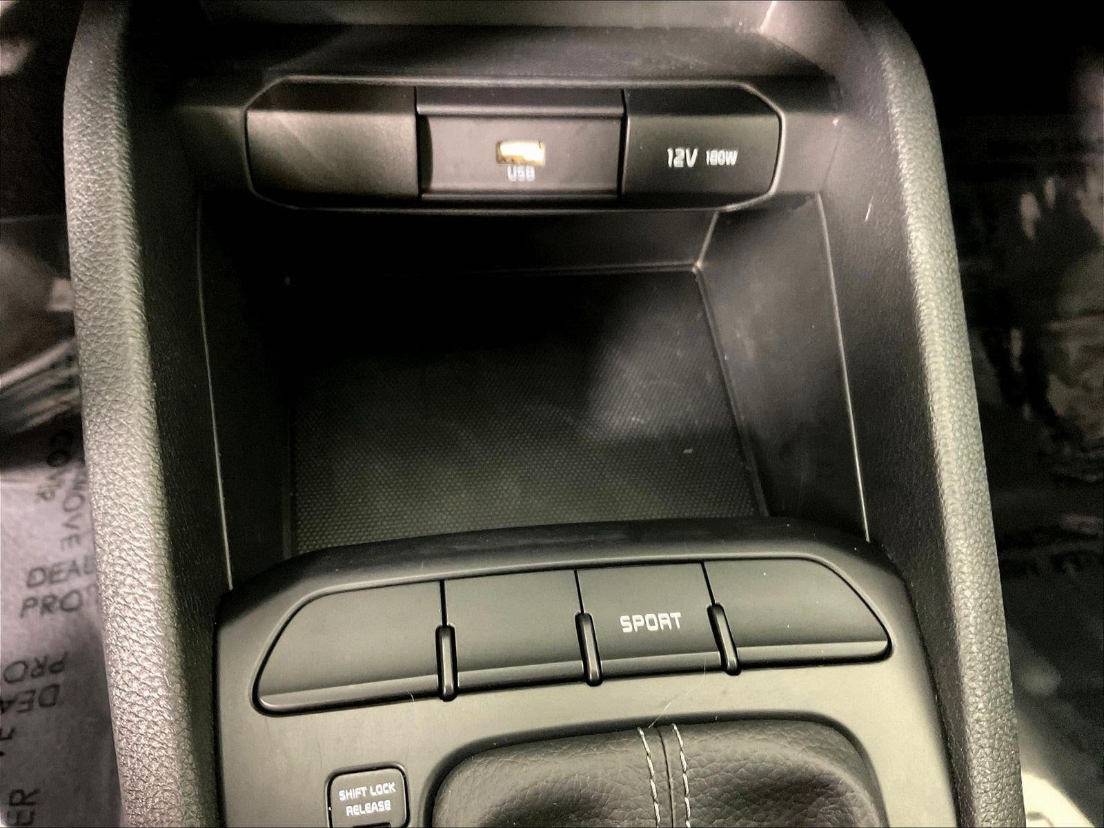 2023 Kia Rio S - Photo 18