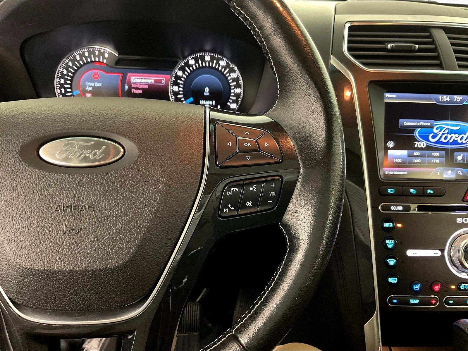 2016 Ford Explorer Platinum - Photo 12