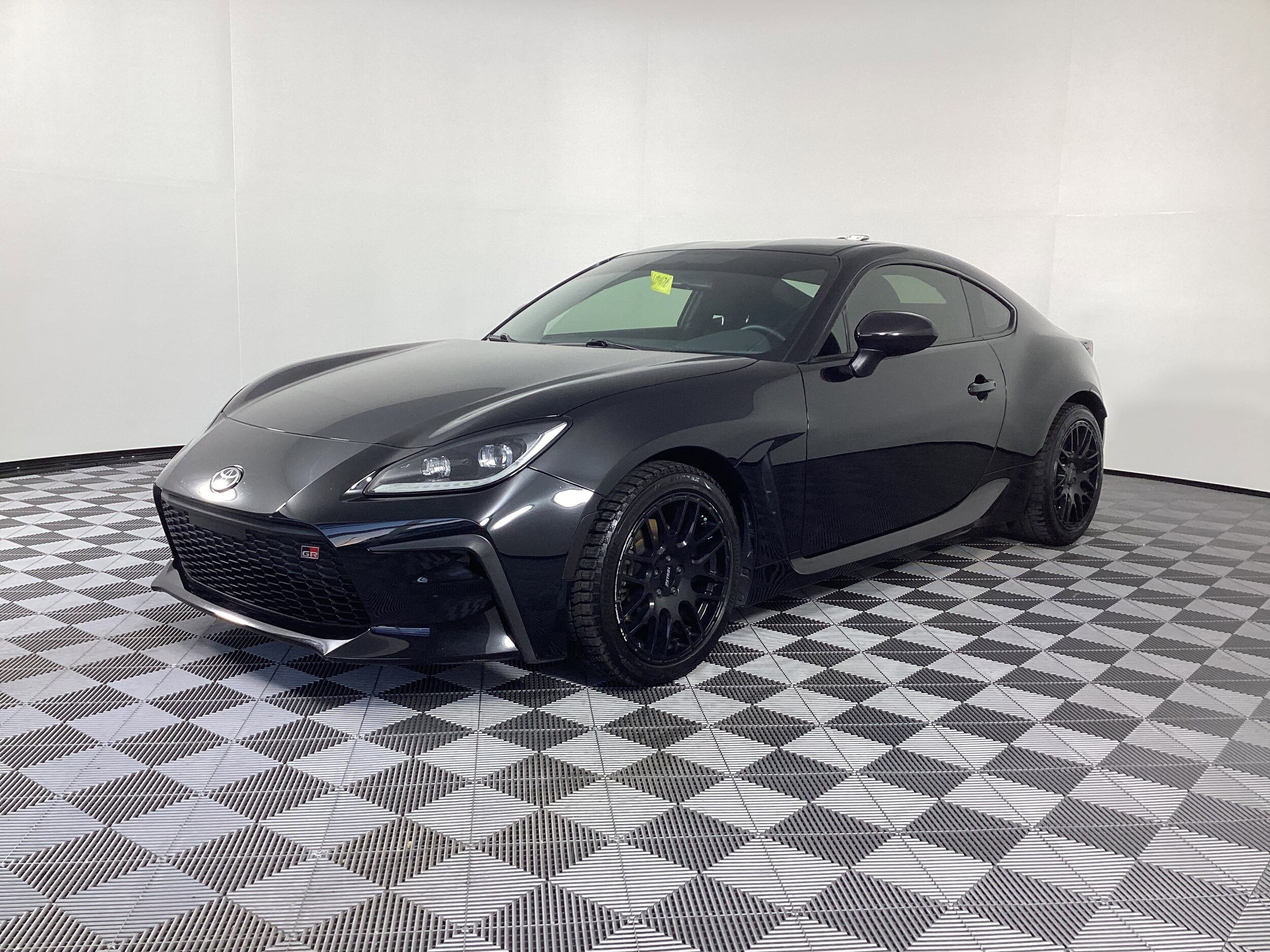 2022 Toyota GR86 Base photo 2