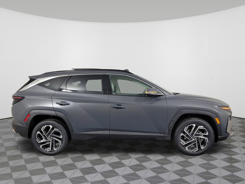 New 2026 Hyundai Tucson Limited AWD SUV