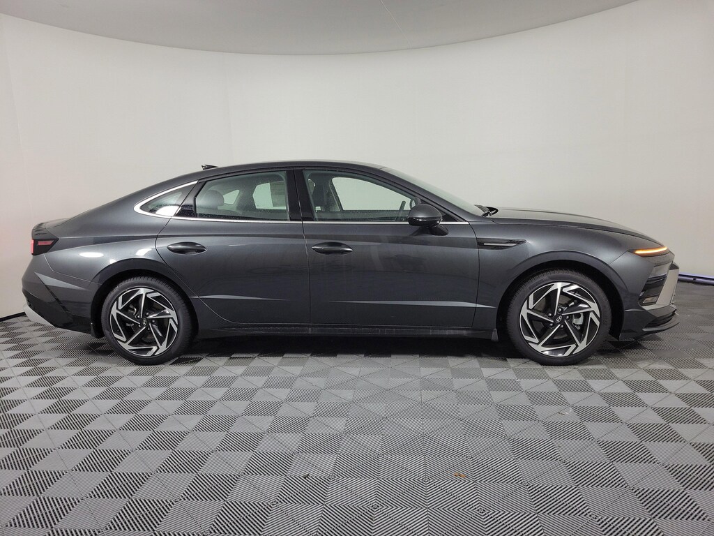 New 2026 Hyundai Sonata SEL Sport Sedan