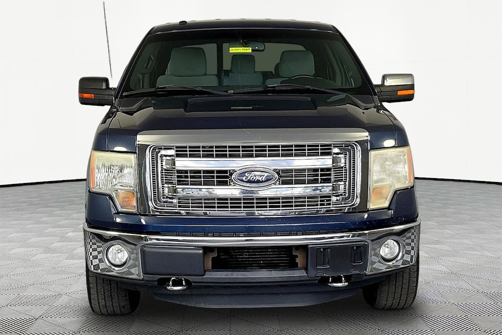 Used 2013 Ford F-150 4WD SuperCrew 145 XLT