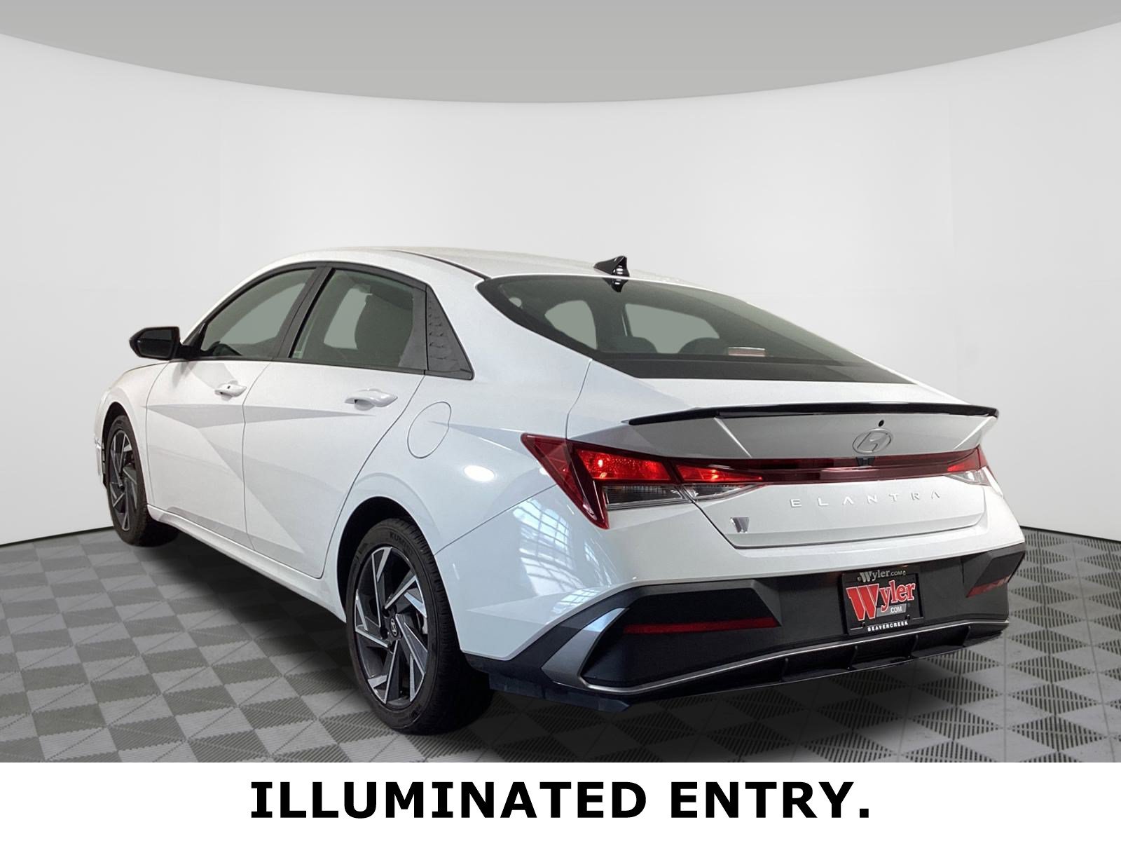 2025 Hyundai Elantra SEL - Photo 10