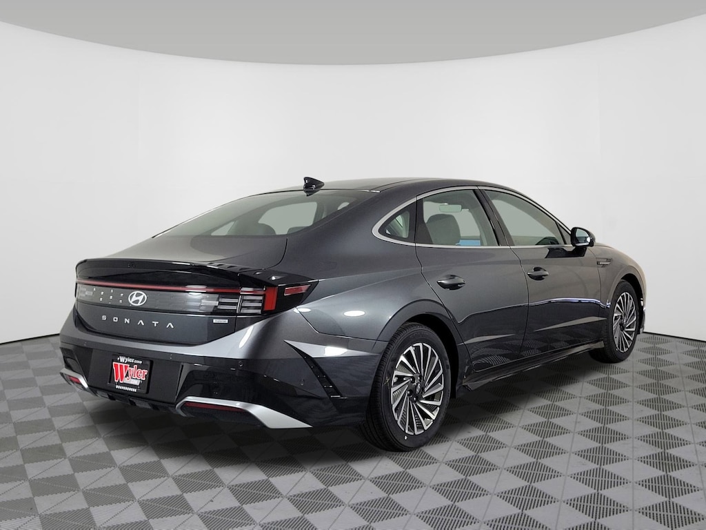 New 2025 Hyundai Sonata Hybrid Limited Sedan