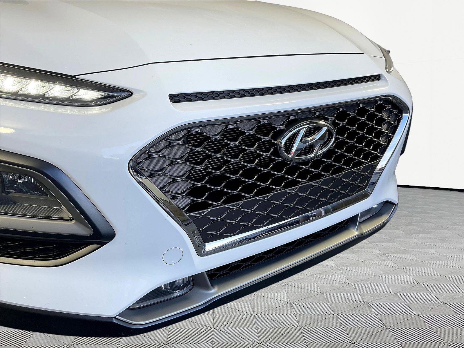 2021 Hyundai Kona Limited - Photo 32