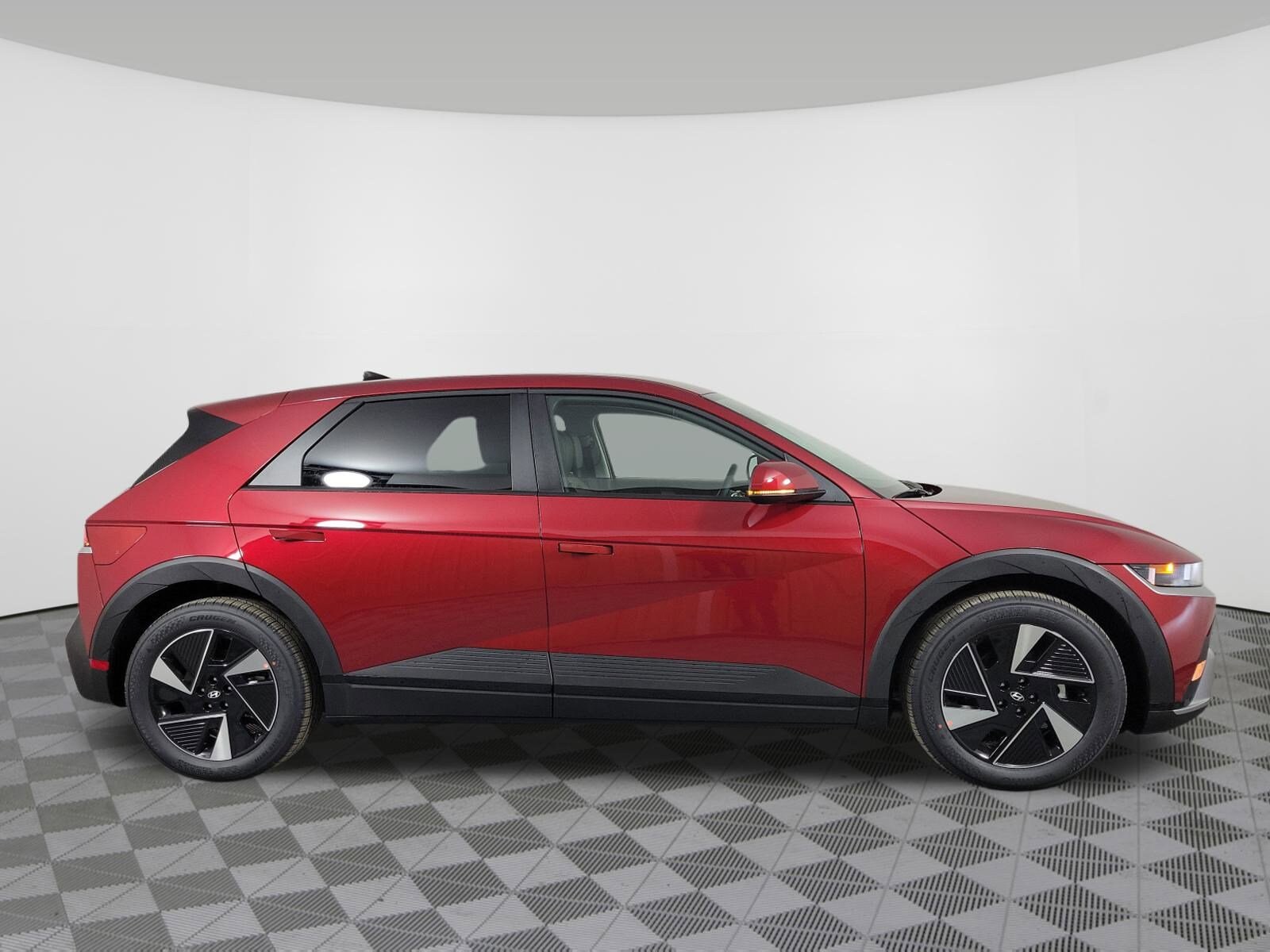 2026 Hyundai Ioniq 5 SEL photo 2