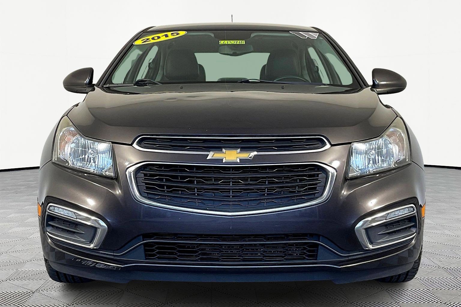 Used 2015 Chevrolet Cruze 2LT with VIN 1G1PE5SB4F7207141 for sale in Dayton, OH
