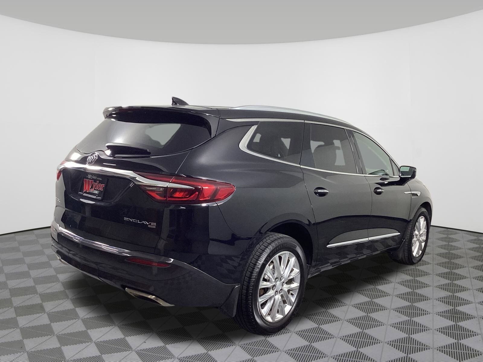 2018 Buick Enclave Premium photo 3