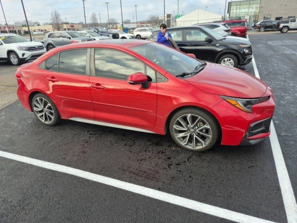 Used 2021 Toyota Corolla SE SE CVT