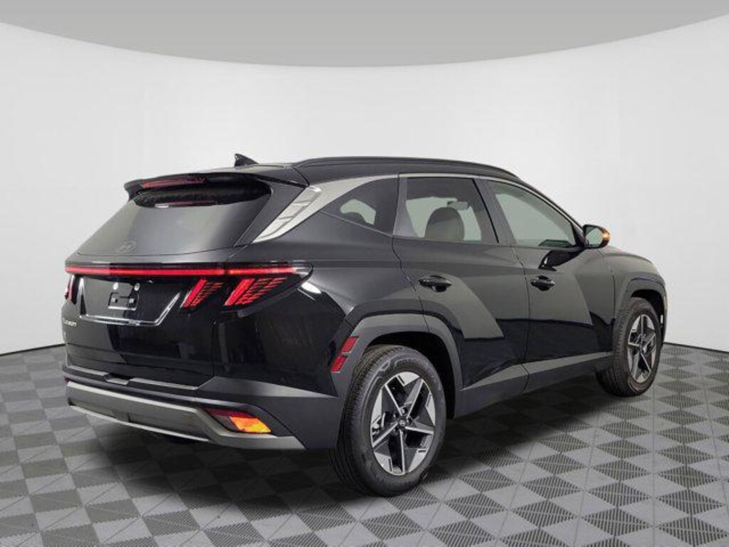 New 2025 Hyundai Tucson SEL Convenience FWD SUV