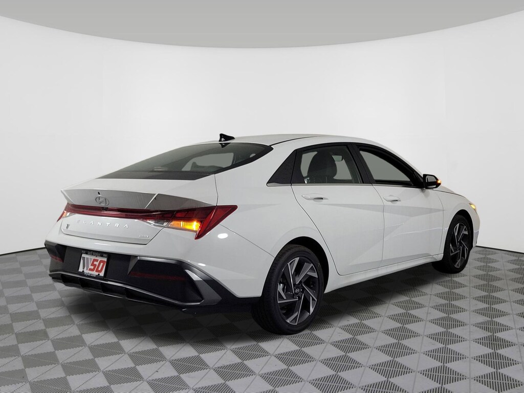 New 2025 Hyundai Elantra Hybrid Limited Sedan