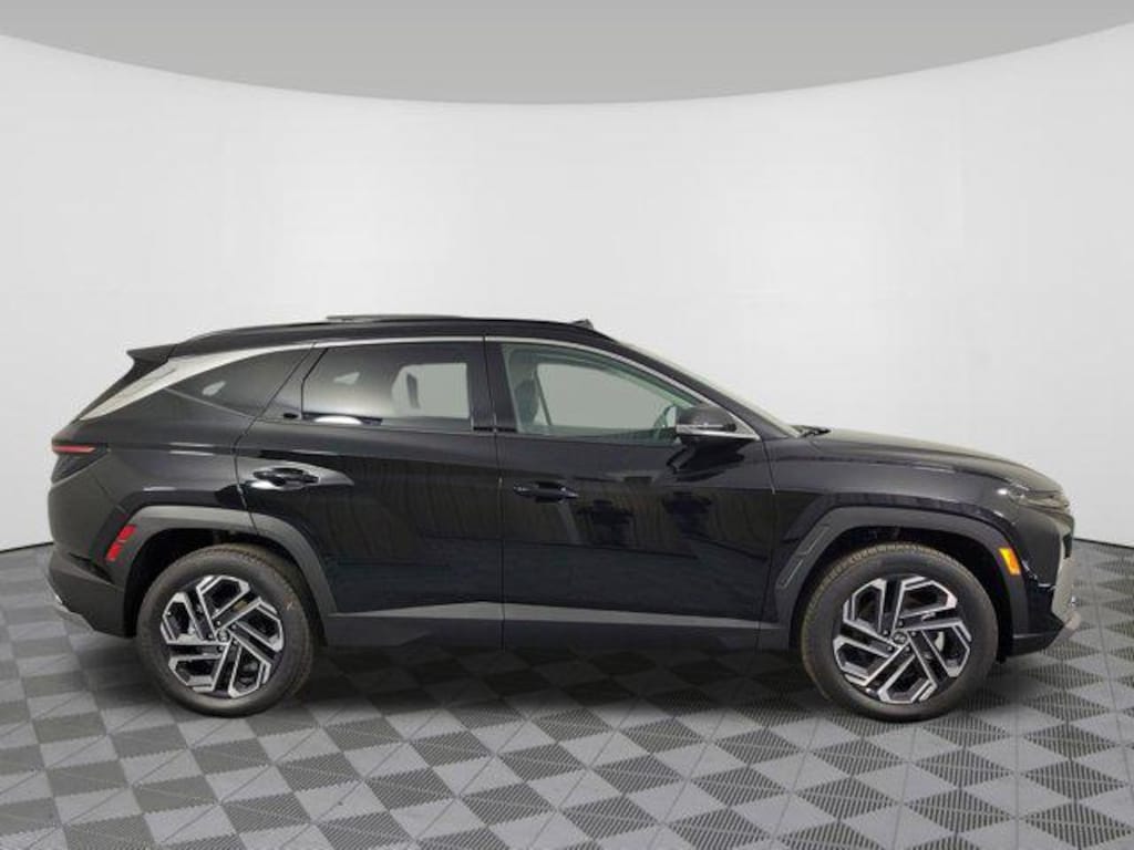 New 2025 Hyundai Tucson Hybrid Limited SUV