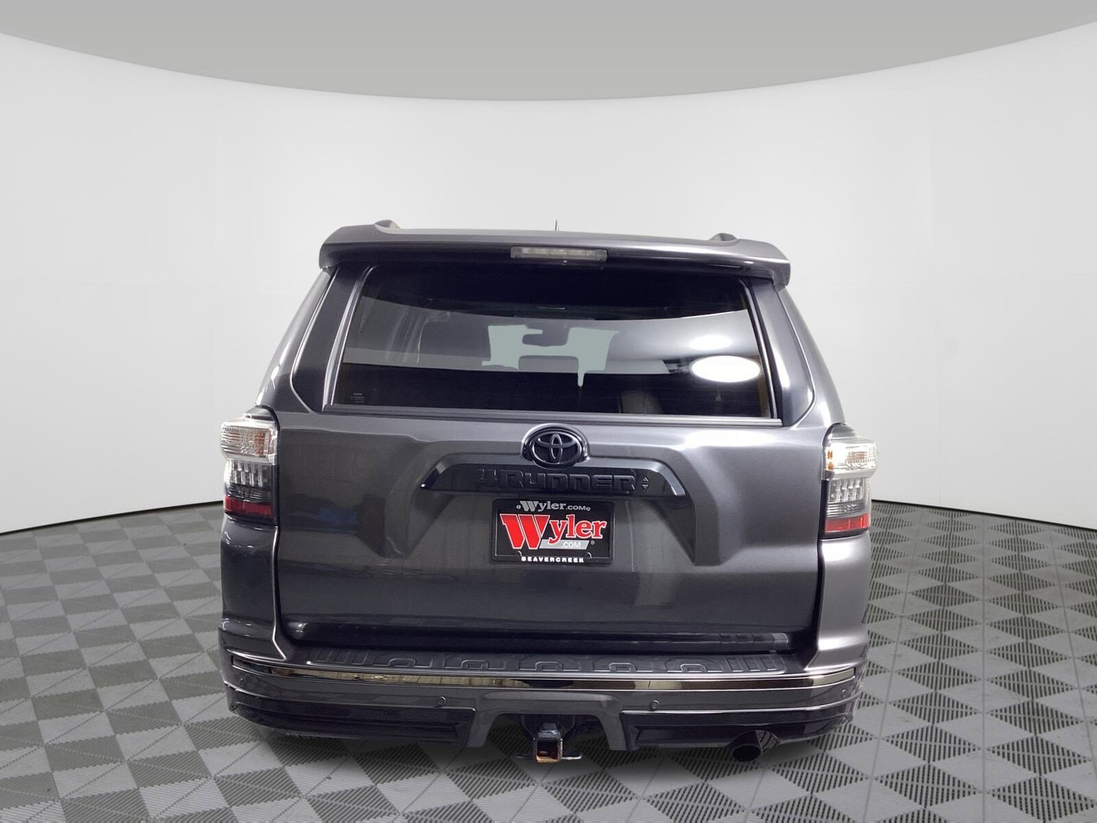 2021 Toyota 4Runner Nightshade Edition 4WD photo 4