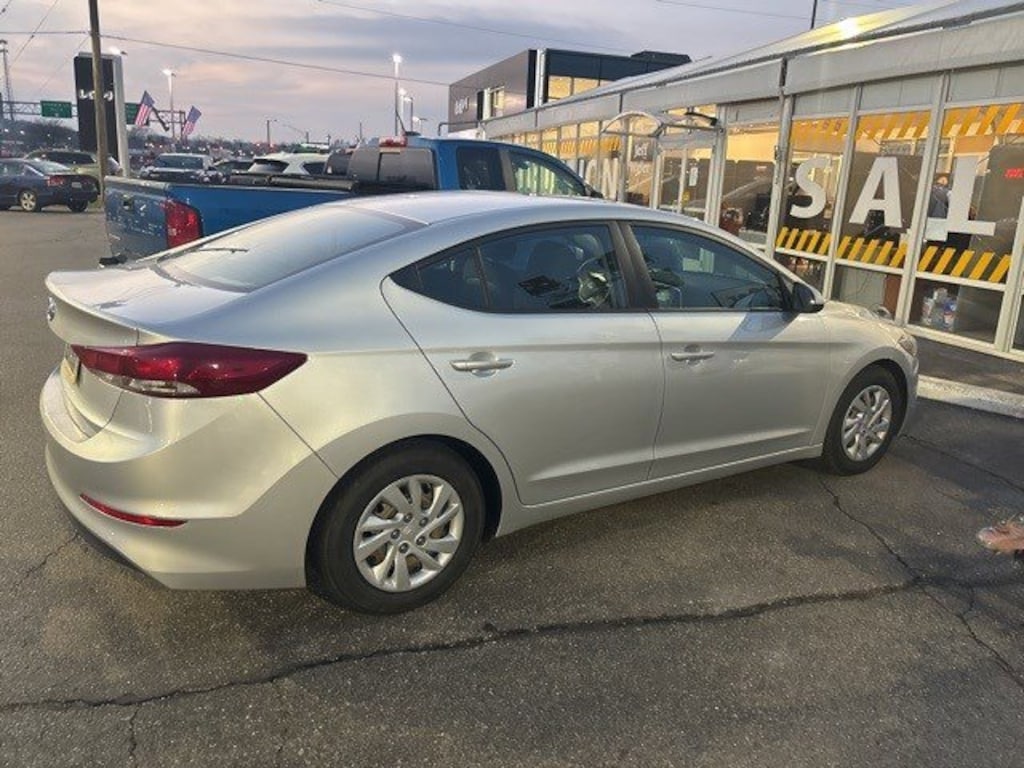 Used 2018 Hyundai Elantra SE SE 2.0L Auto (Alabama)