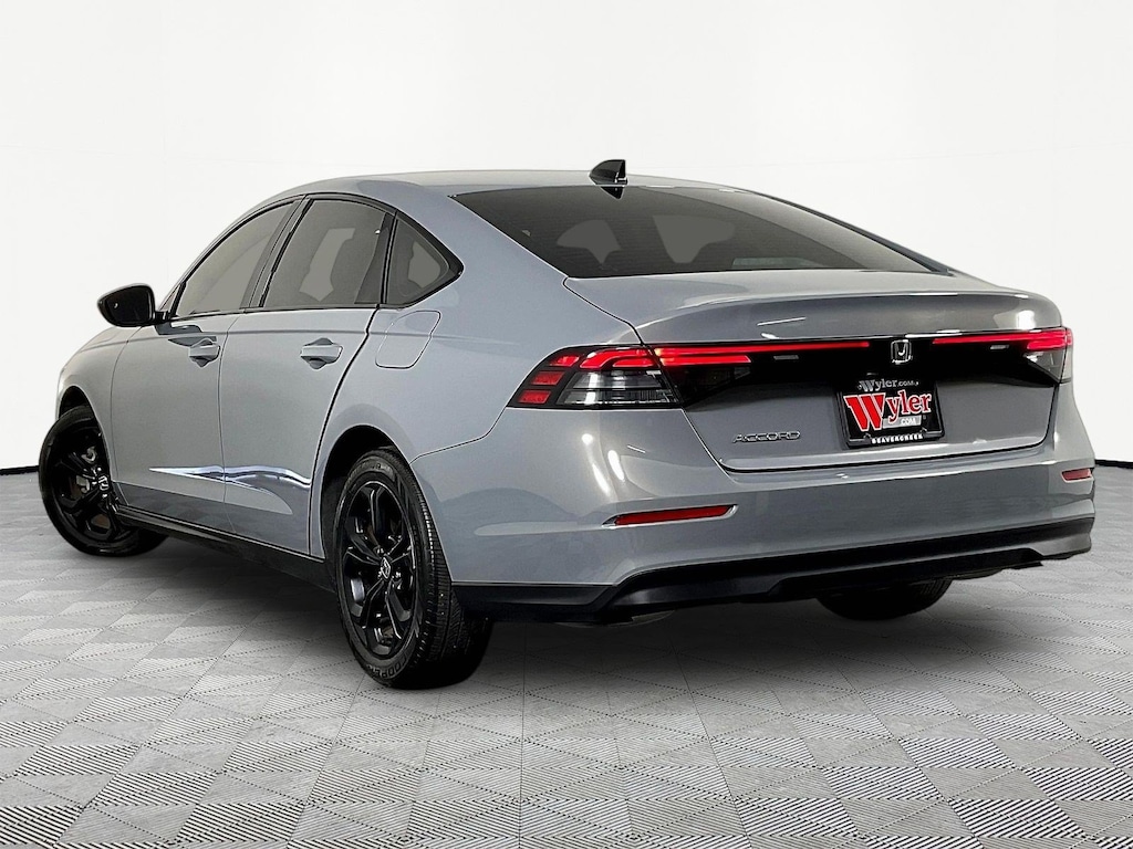 Used 2025 Honda Accord SE SE CVT