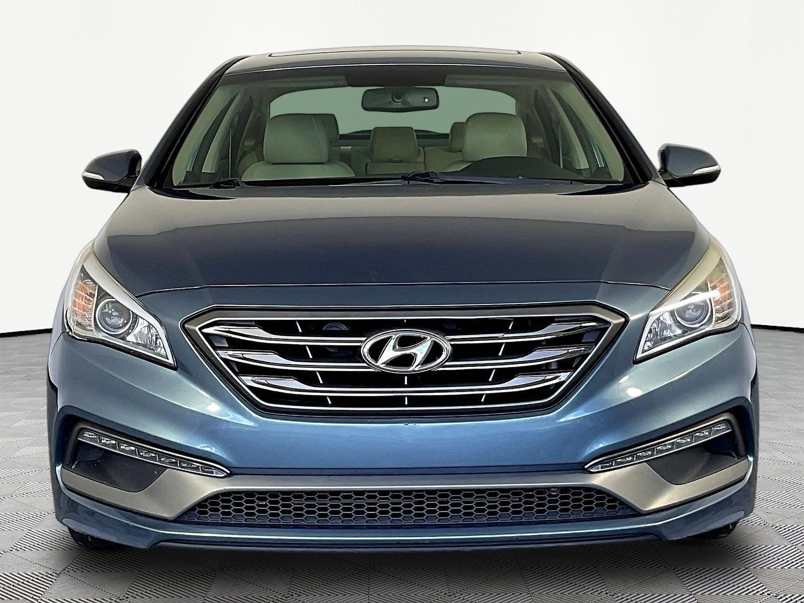 Used 2017 Hyundai Sonata Limited with VIN 5NPE34AFXHH585532 for sale in Dayton, OH