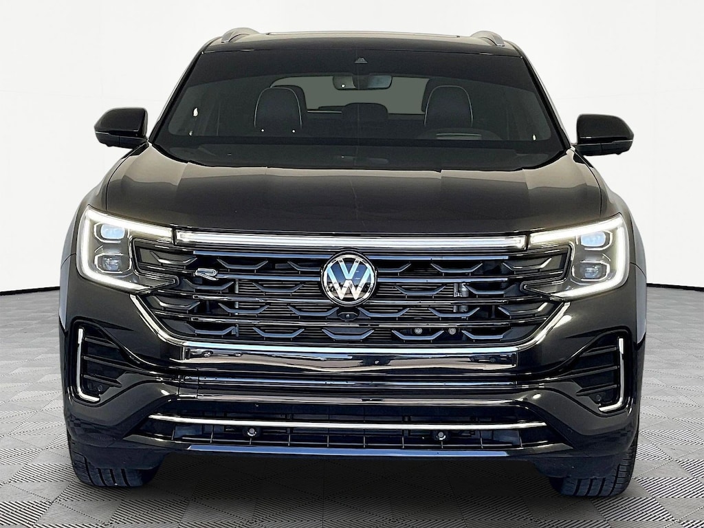 Used 2024 Volkswagen Atlas Cross Sport 2.0T SEL Premium R-Line 2.0T SEL Premium R-Line 4MOTION