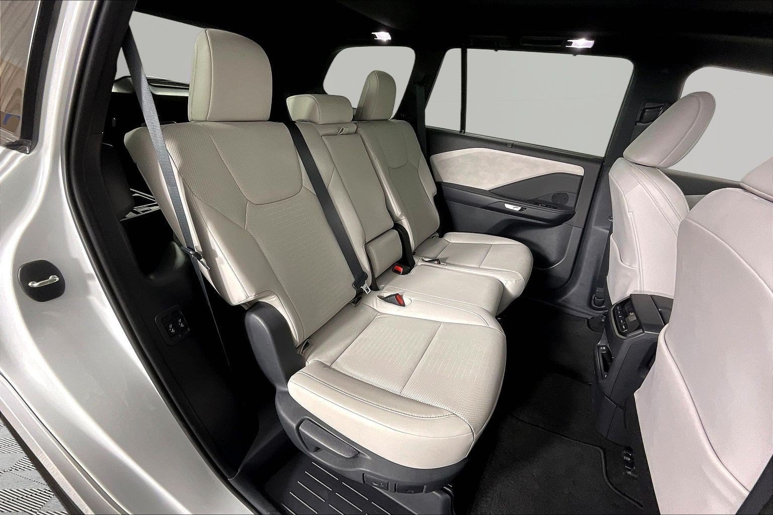 2024 Lexus TX 350 - Photo 27