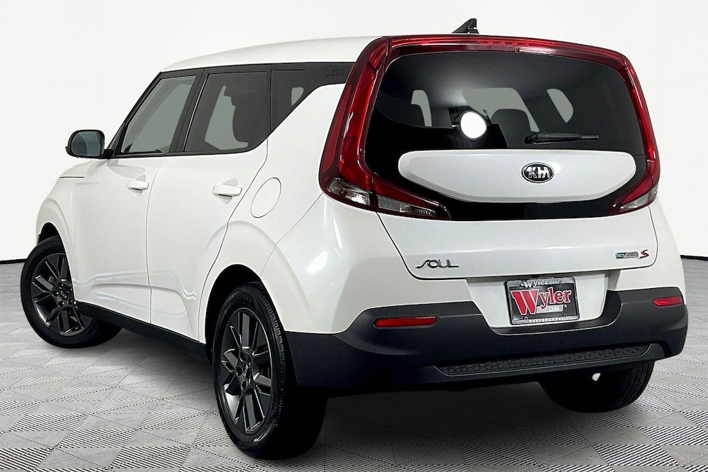 Used 2021 Kia Soul S S IVT