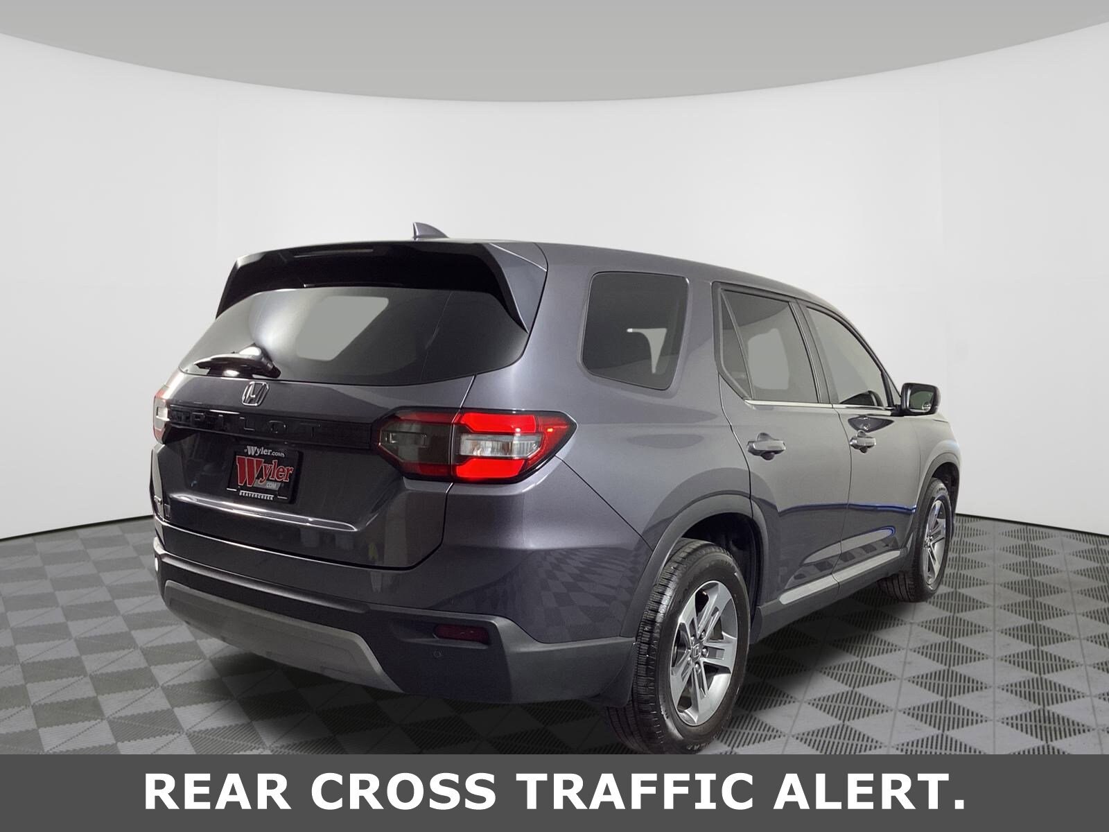 2024 Honda Pilot EX-L photo 4