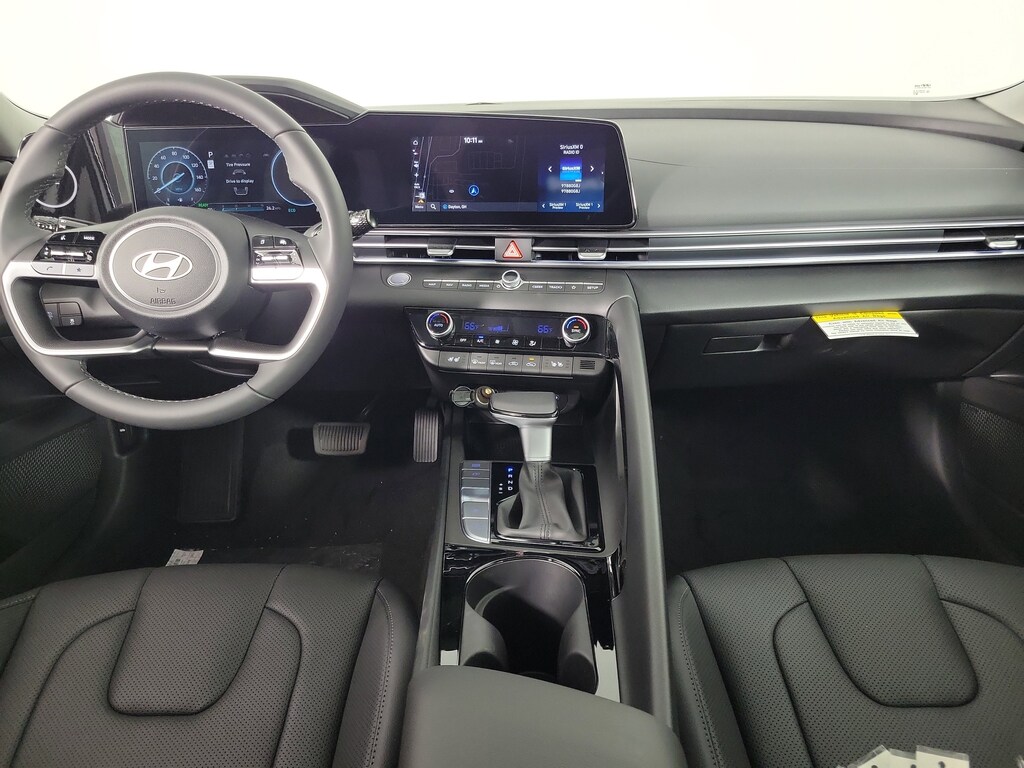 New 2025 Hyundai Elantra Hybrid Limited Sedan