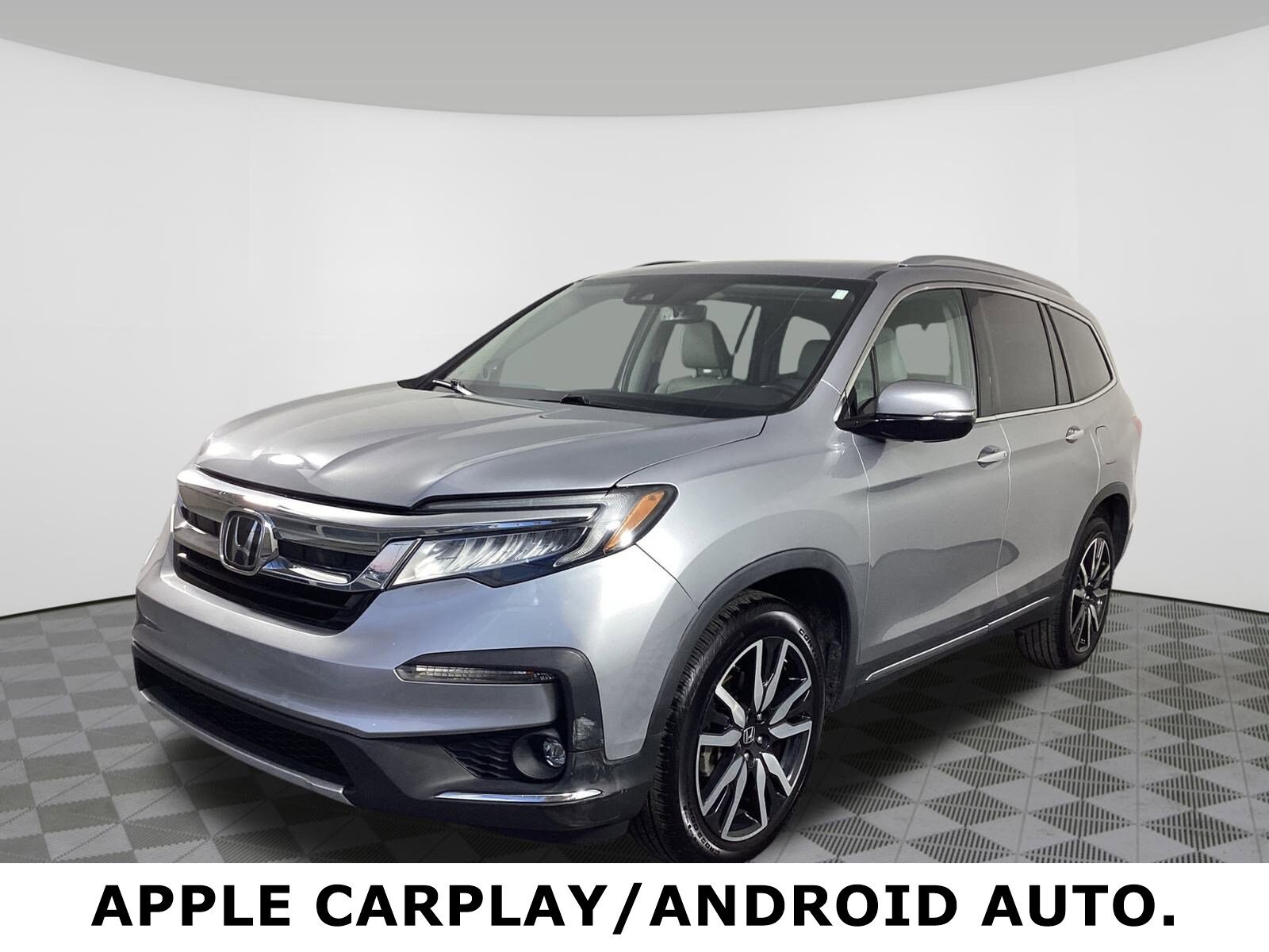 2019 Honda Pilot Elite photo 2