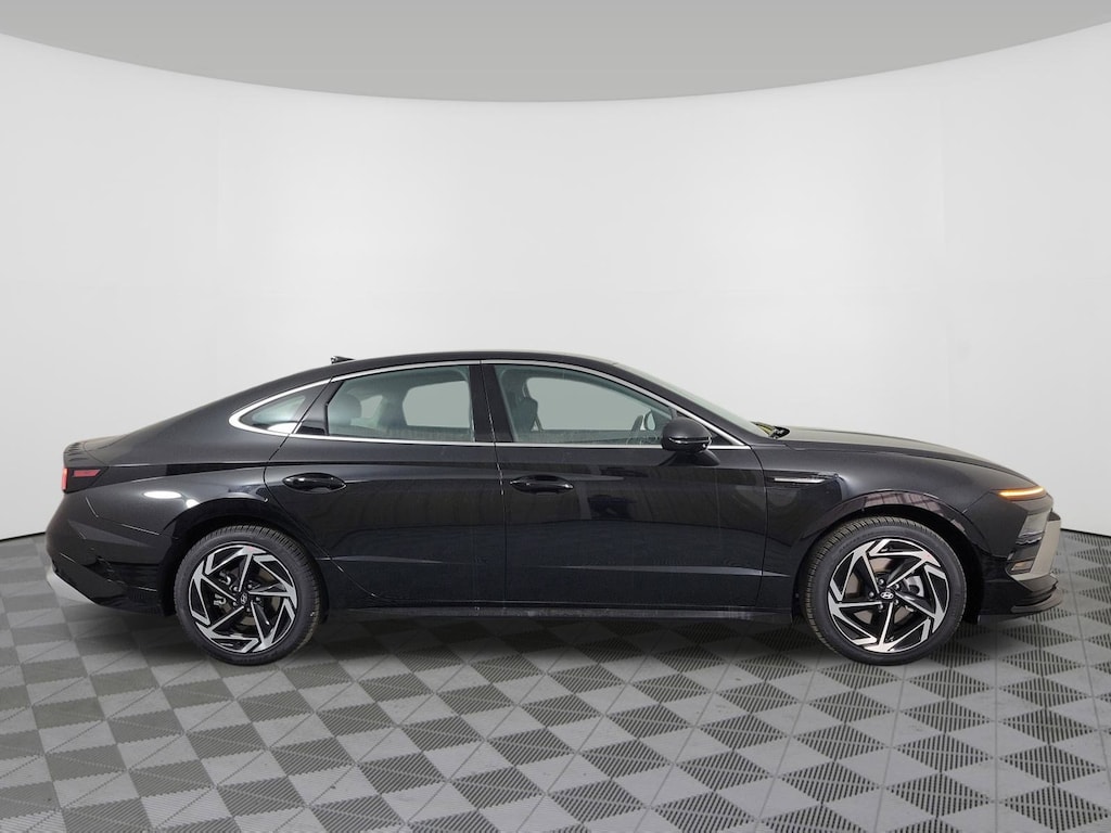 New 2026 Hyundai Sonata SEL Sport Sedan