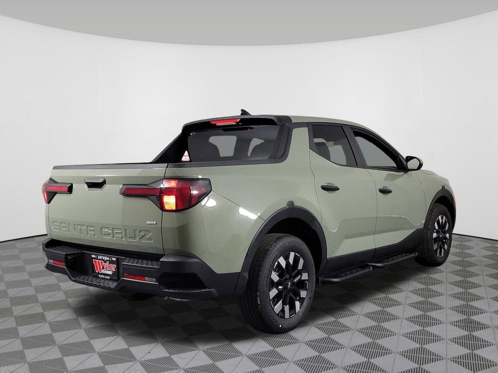 New 2025 Hyundai Santa Cruz SE AWD Truck Crew Cab
