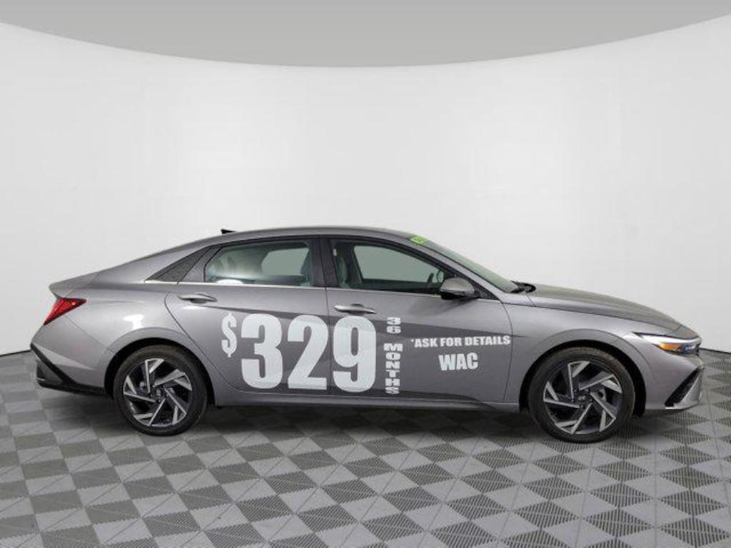New 2025 Hyundai Elantra Hybrid Limited Sedan