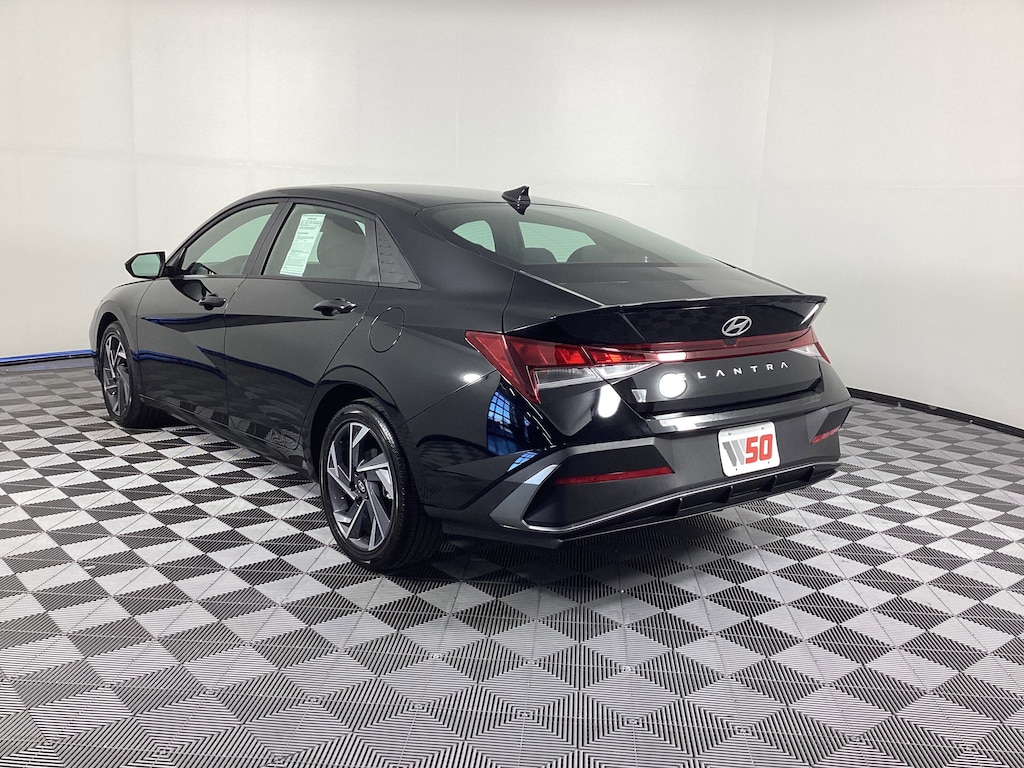 Used 2025 Hyundai Elantra SEL Sport SEL Sport IVT