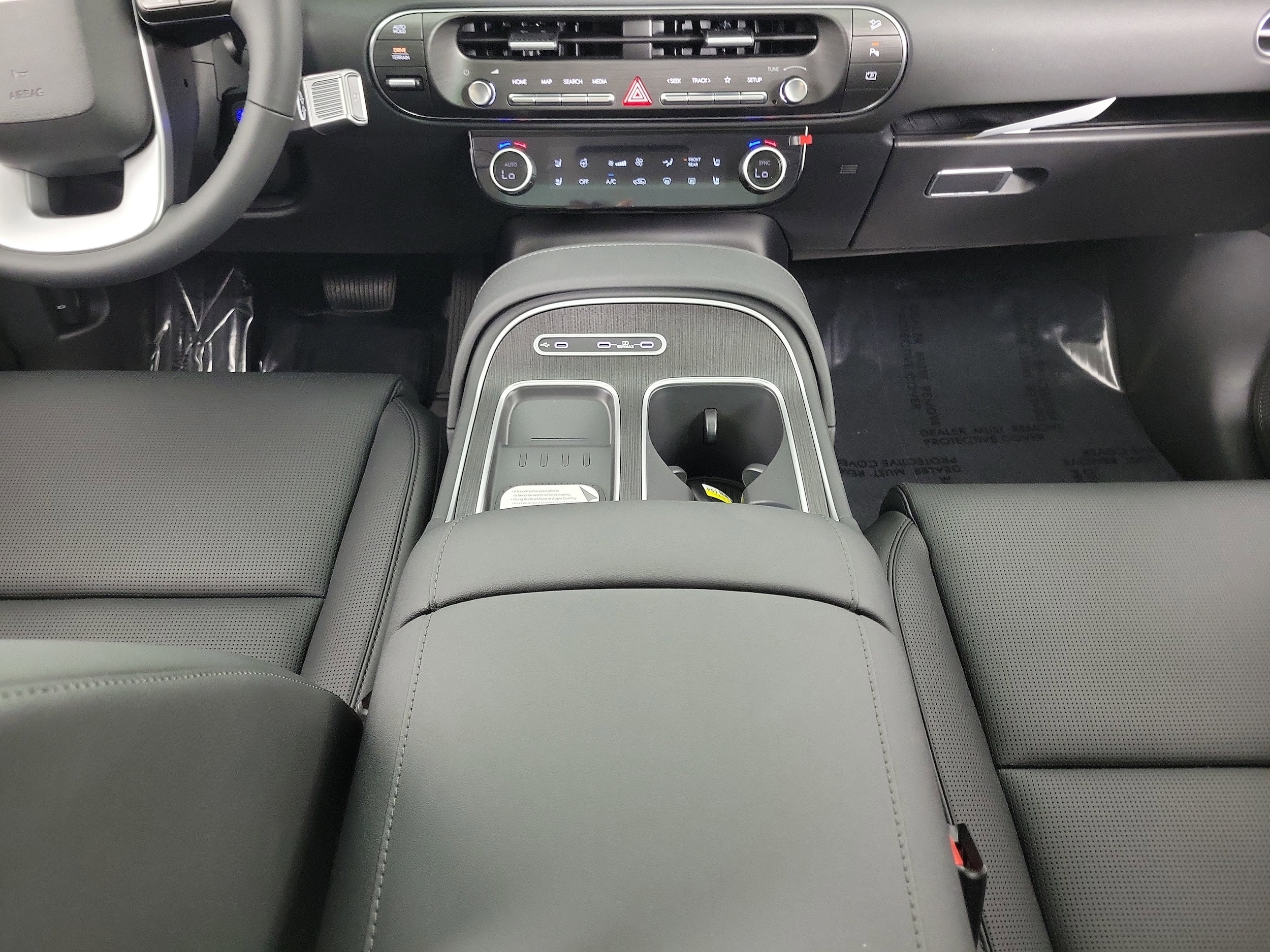 2026 Hyundai Palisade Limited - Photo 12