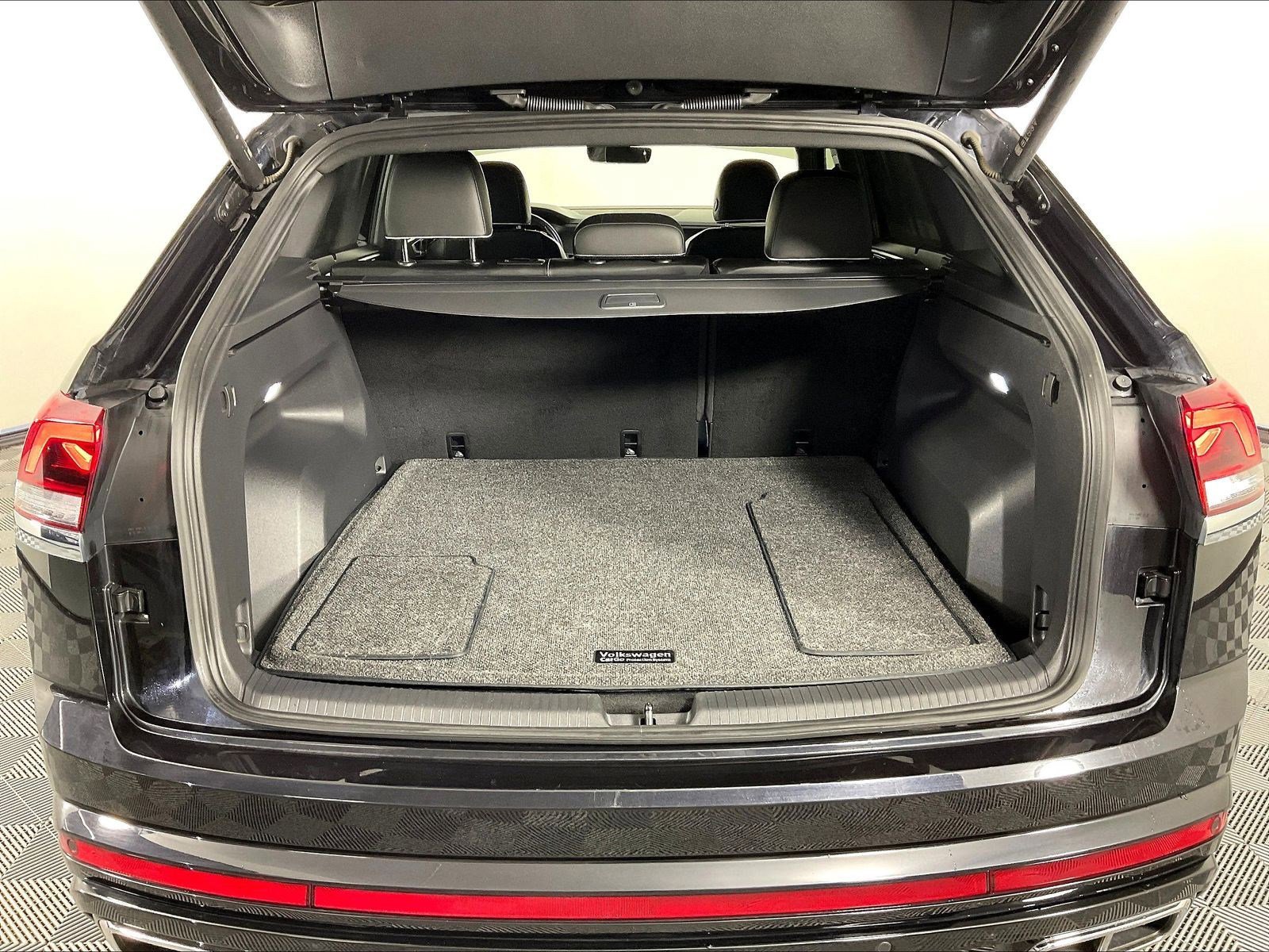 2024 Volkswagen Atlas Cross Sport SEL Premium R-LINE - Photo 37